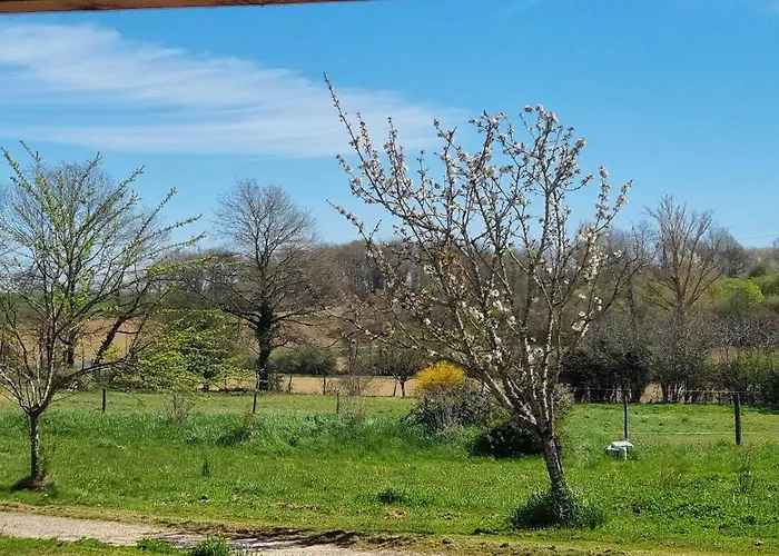 La Ferme De Menoun Dom wakacyjny