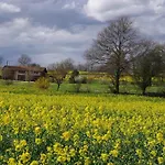 La Ferme De Menoun Vakantiehuis Thil (Haute-Garonne)