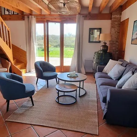 La Ferme De Menoun Thil (Haute-Garonne)