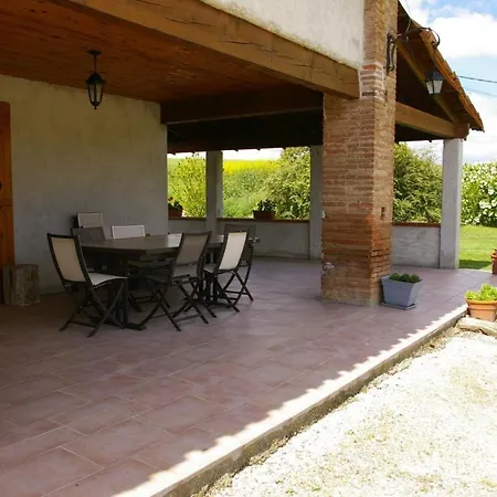 Casa de Férias La Ferme De Menoun